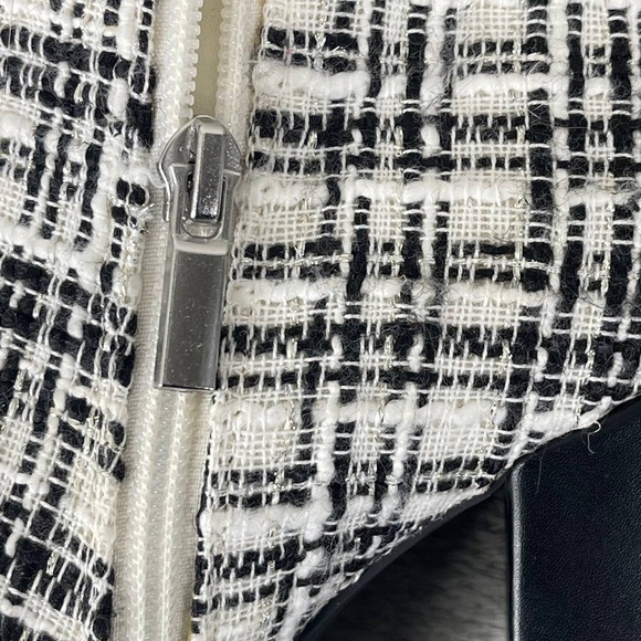 Shoedazzle Rosamund Block Heel Ankle Boot White Tweed Fabric Pointed Toe Sz 6.5 - Picture 5 of 12